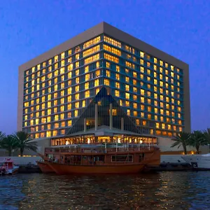 Sheraton Creek & Towers Hotel