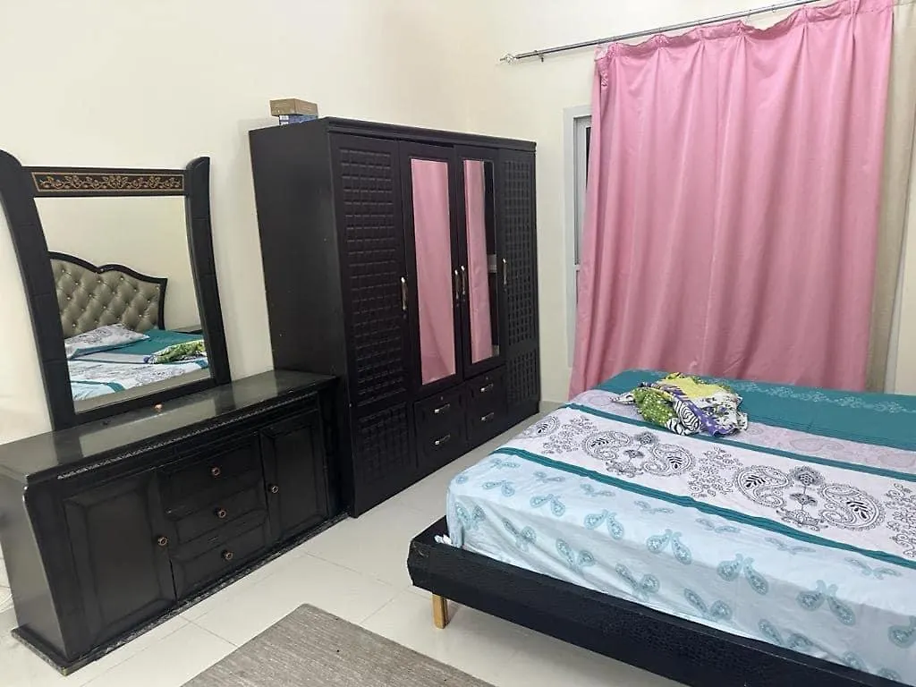 The Great House Apartment Dubai Homestay